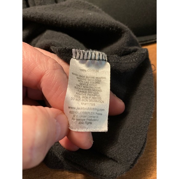 AC DC World Tour 77 JunkFood Band Tee Unisex Size Small Black Graphic T Shirt - Picture 8 of 8